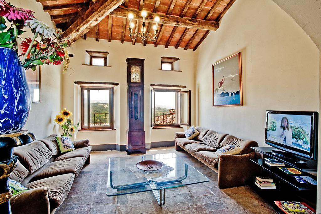 Terra Di Michelangelo Villa Caprese Michelangelo Bagian luar foto